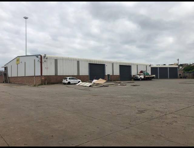 1,948M² INDUSTRIAL YARD FOR SALE IN PHOENIX INDUSTRIAL